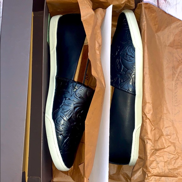 🖤 Patricia Nash Lola Leather Slip-On Shoe - Picture 3 of 6